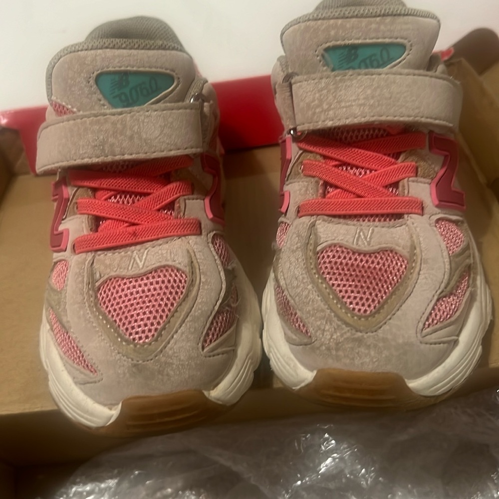 New balance Inside Voices